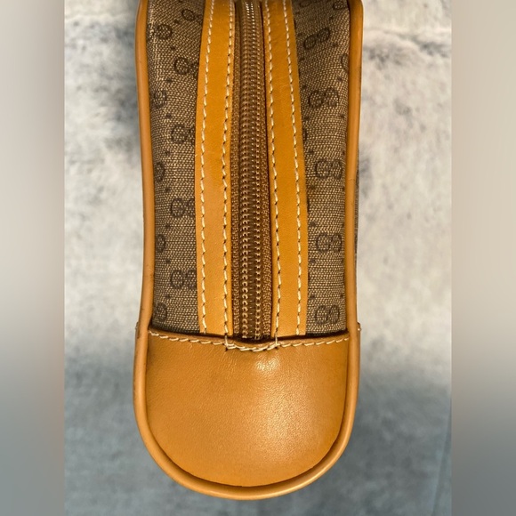 GUCCI Clutch/ Pouch - Picture 13 of 16